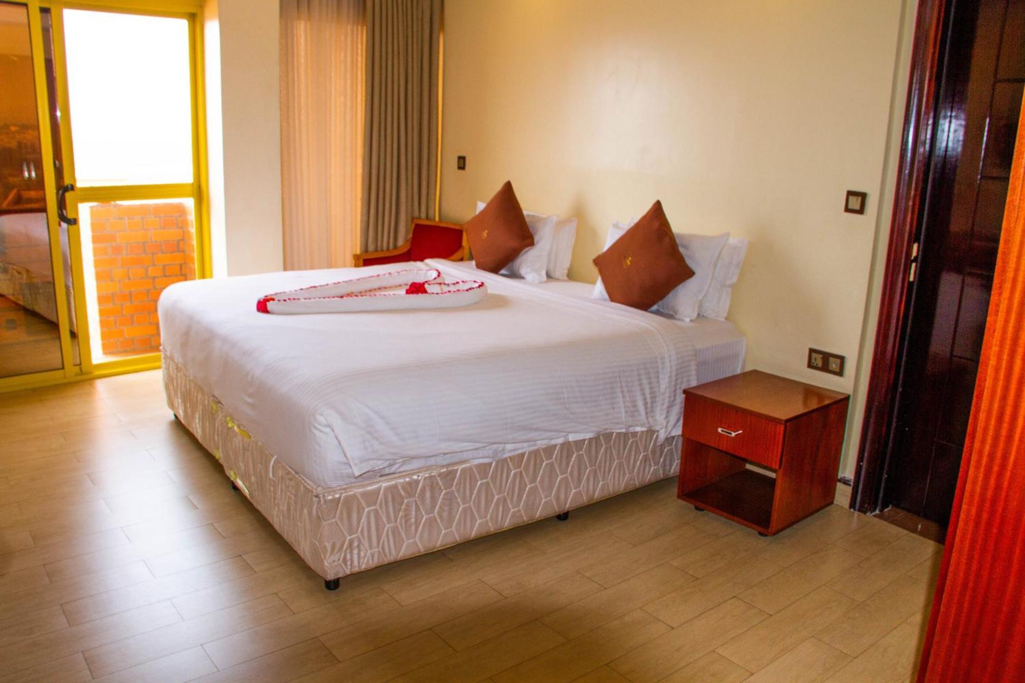 Sainte Famille Hotel 키갈리 외부 사진