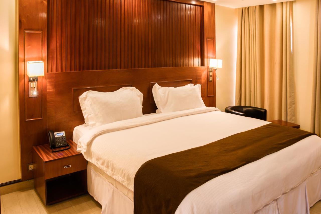 Sainte Famille Hotel 키갈리 외부 사진