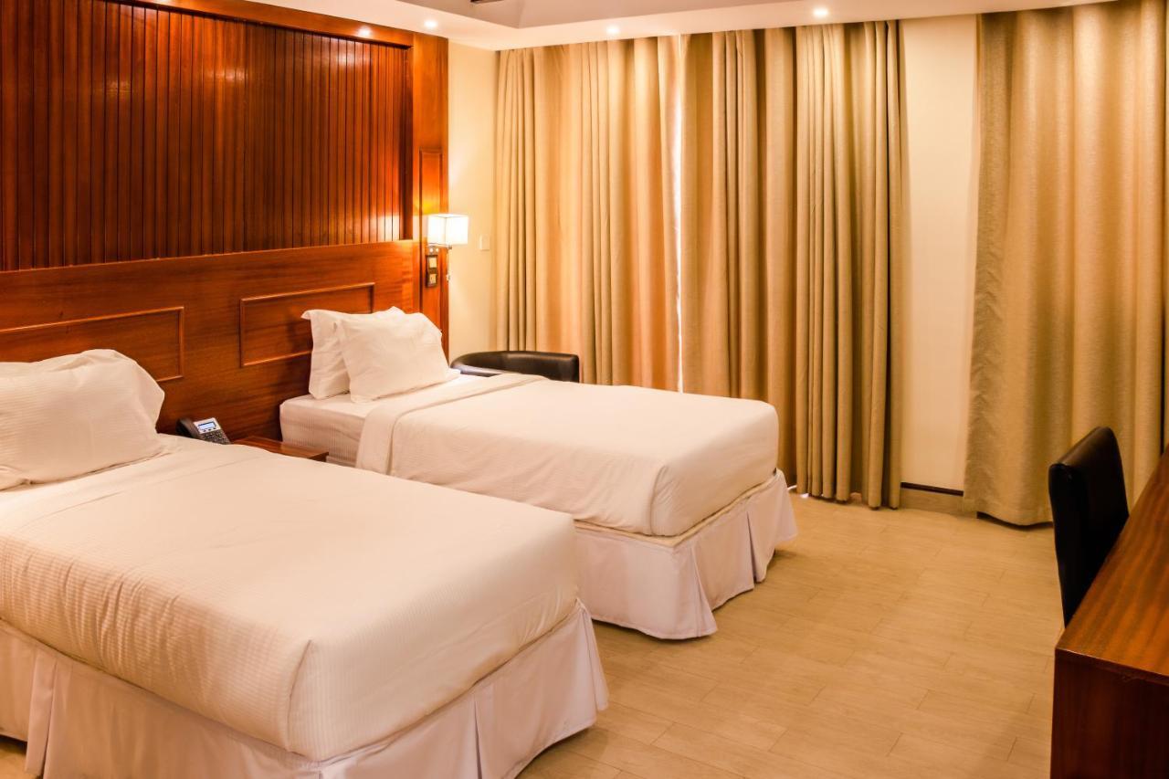Sainte Famille Hotel 키갈리 외부 사진
