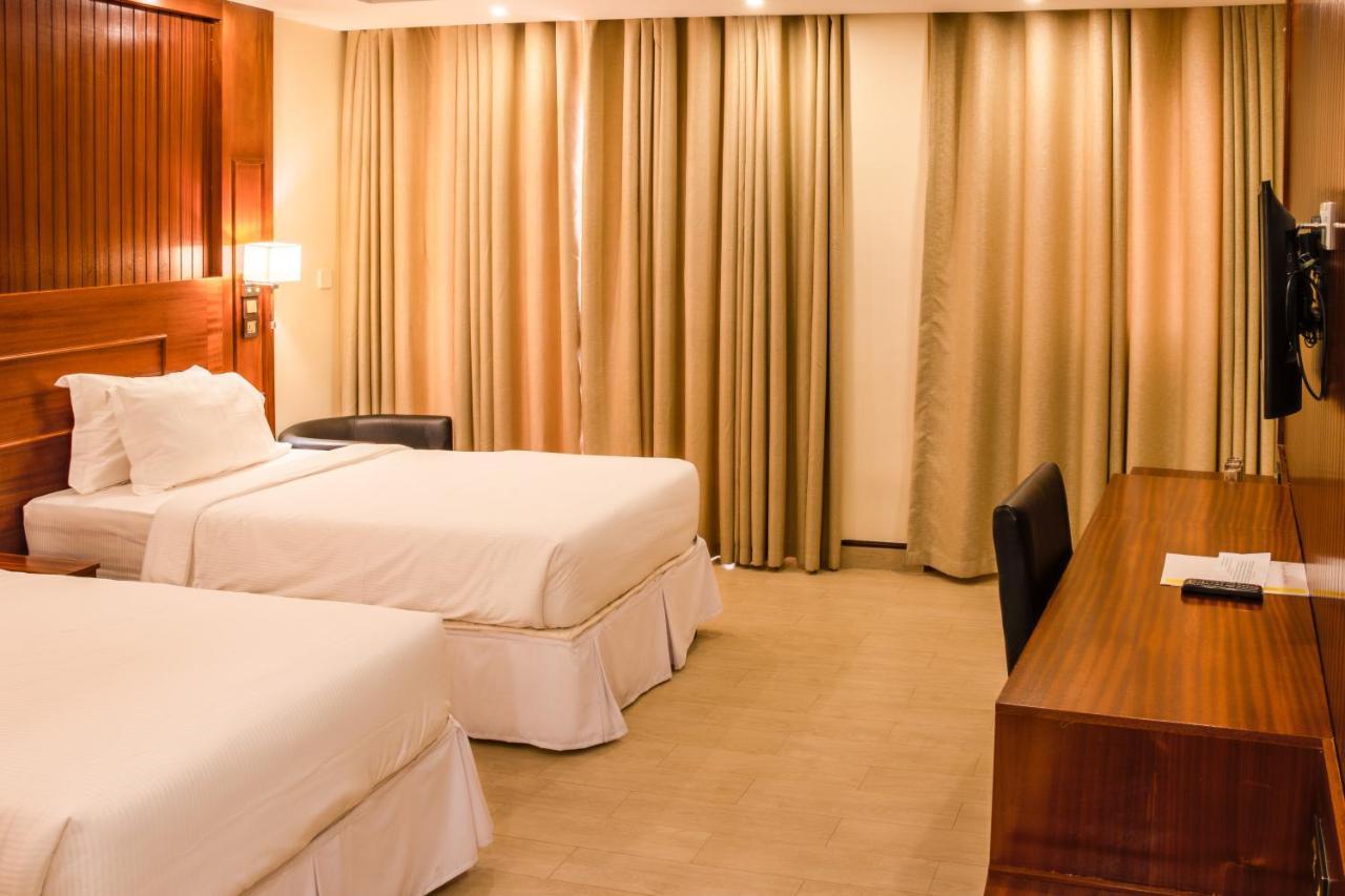 Sainte Famille Hotel 키갈리 외부 사진